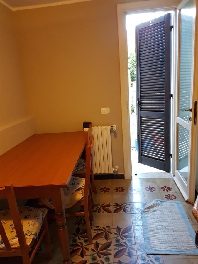 Villa Liberty Ofelia Locazioni Brevi Cagliari Luaran gambar