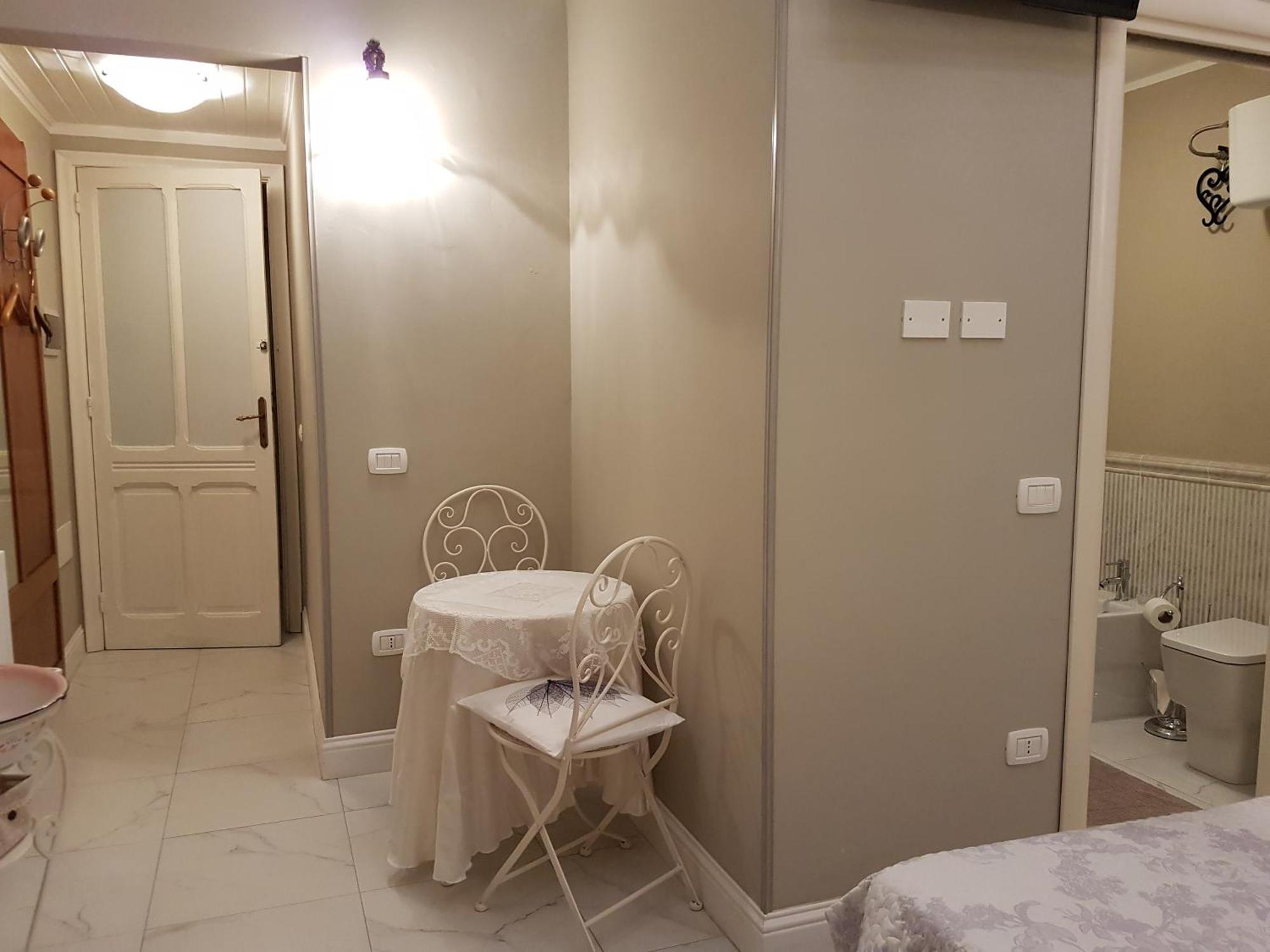 Villa Liberty Ofelia Locazioni Brevi Cagliari Luaran gambar