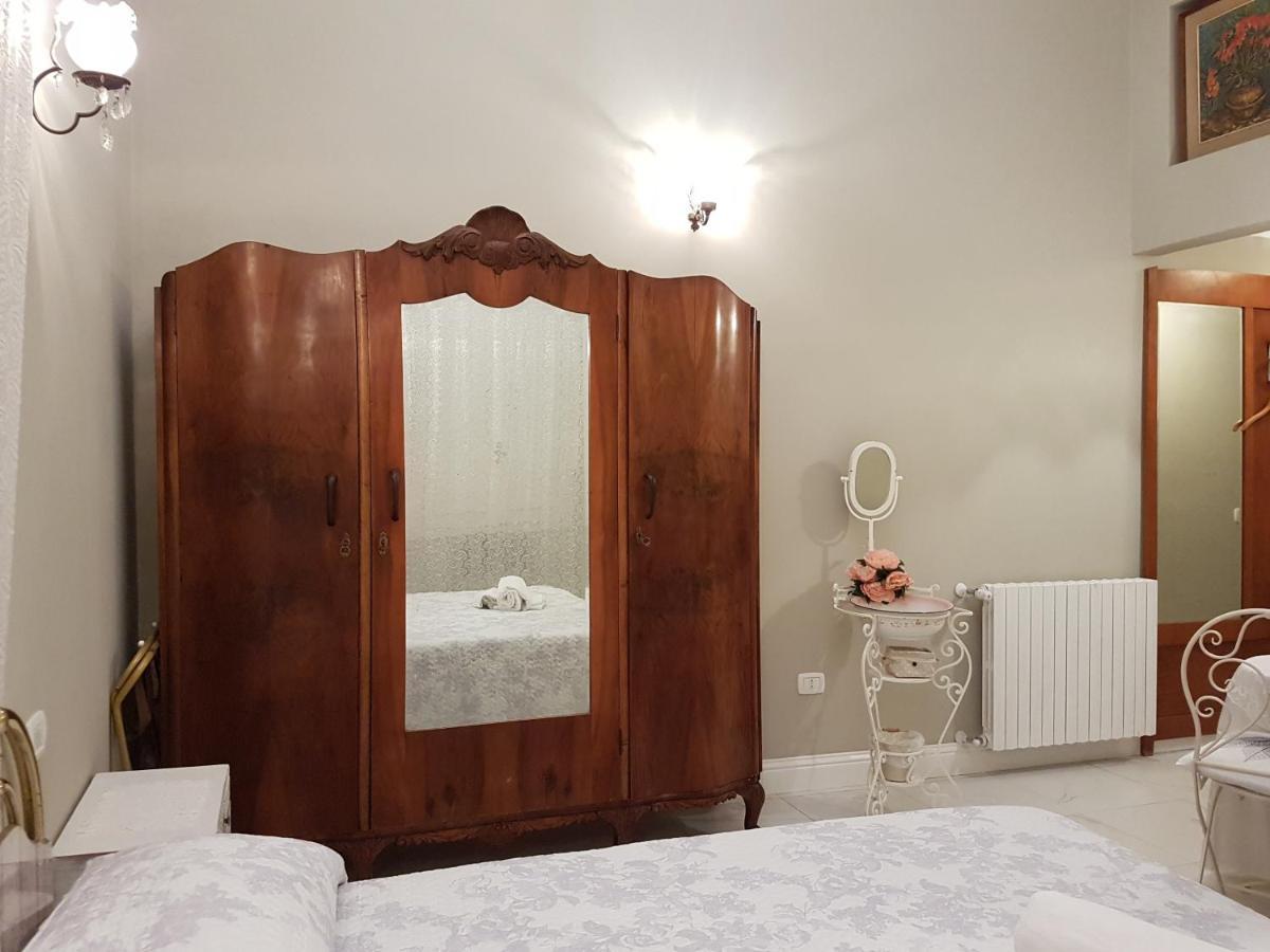 Villa Liberty Ofelia Locazioni Brevi Cagliari Luaran gambar