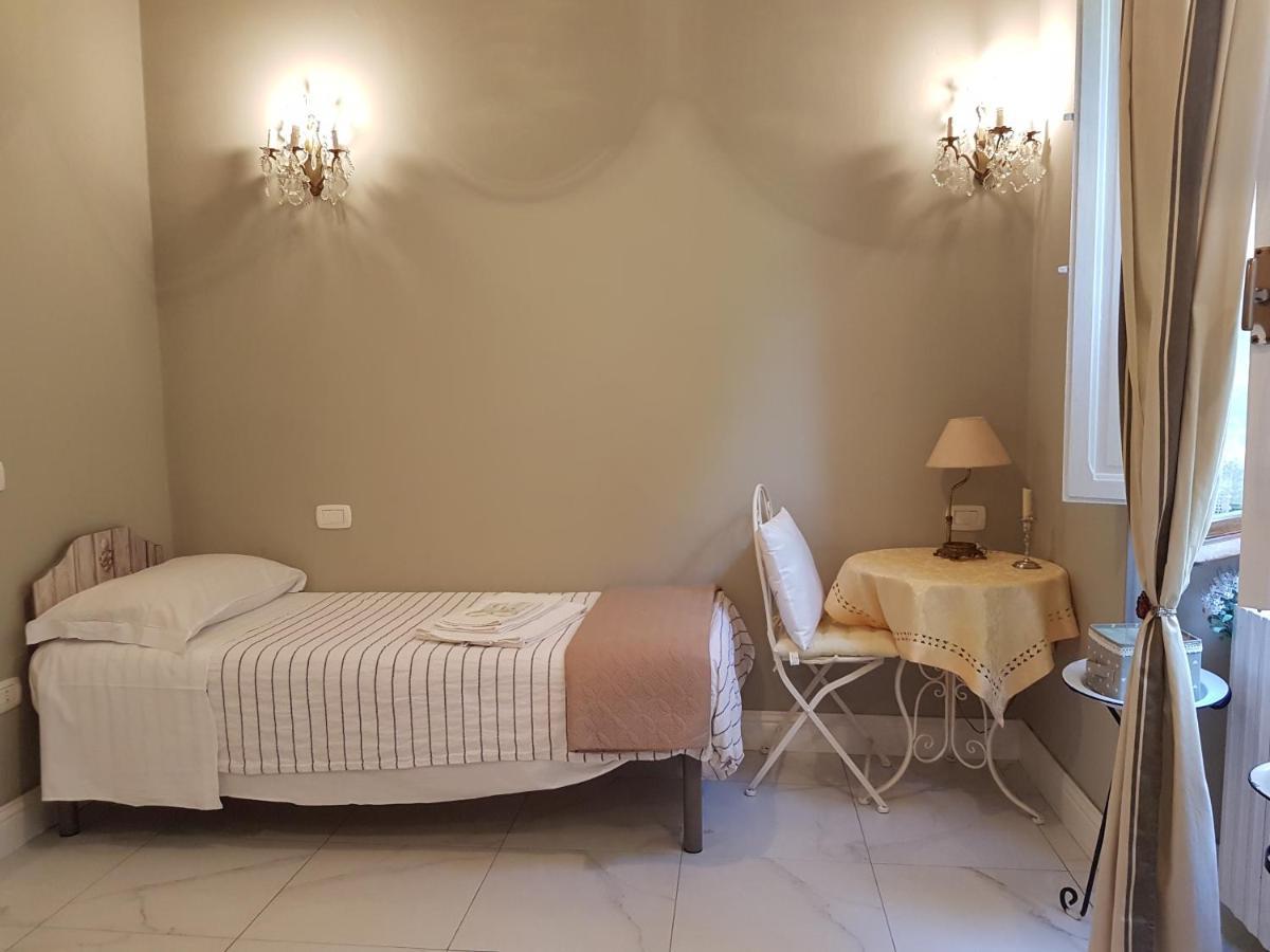Villa Liberty Ofelia Locazioni Brevi Cagliari Luaran gambar