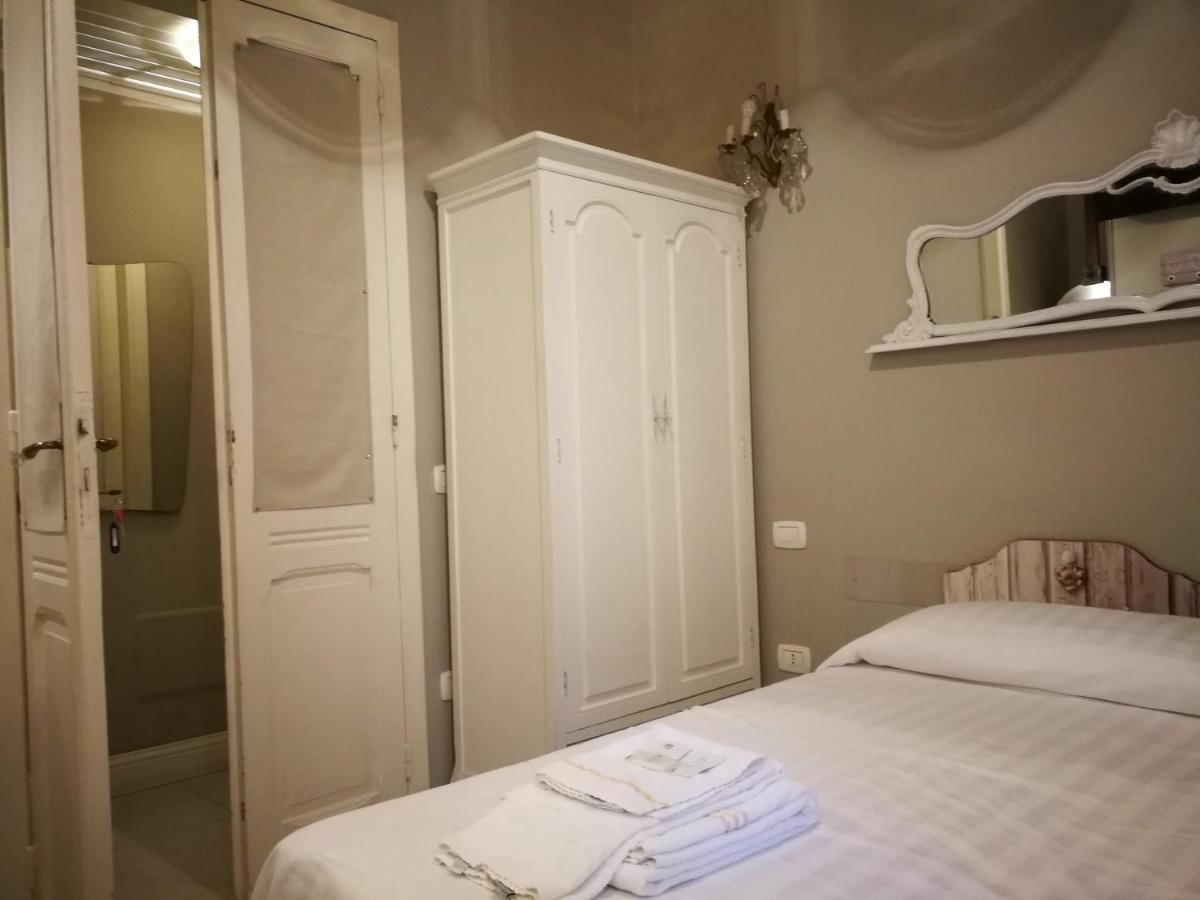 Villa Liberty Ofelia Locazioni Brevi Cagliari Luaran gambar