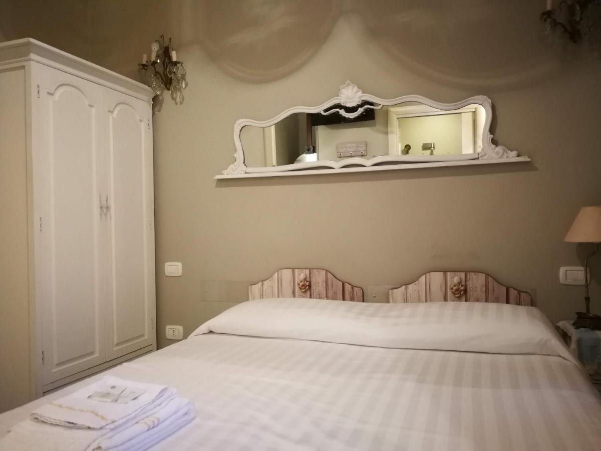Villa Liberty Ofelia Locazioni Brevi Cagliari Luaran gambar